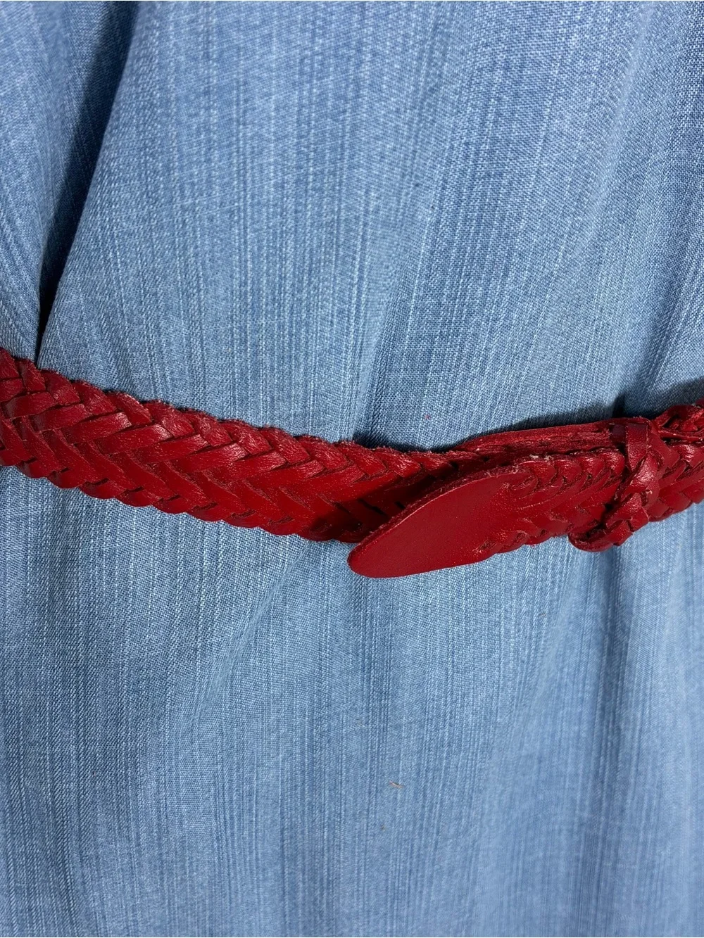 Womens belt Sz small woven red leather split cowhide